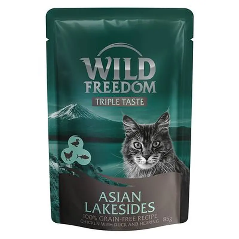 Wild Freedom Triple Taste Pouches 8 x 85g - Asian Lakesides (Chicken, Duck & Herring)